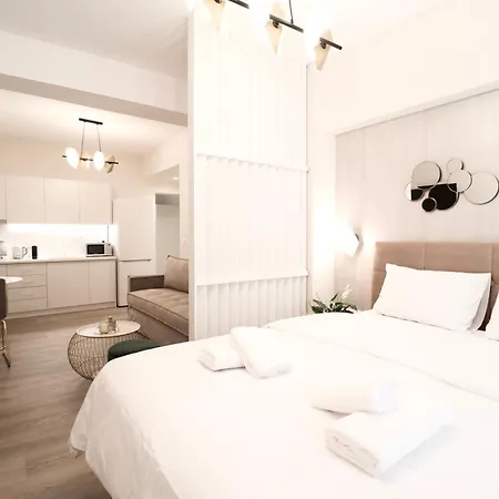 F & B Collection - Central Gems Thessaloniki