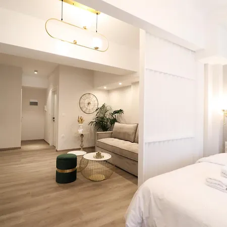 Apartment F & B Collection - Central Gems *